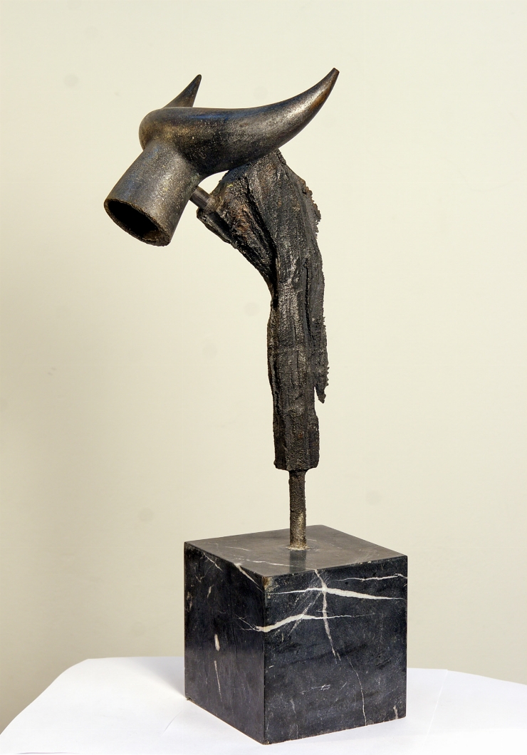 Compoziţie sculpturală 