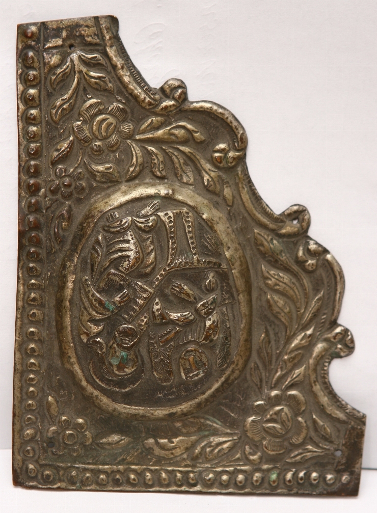 Plachetă-colţar cu evanghelistul Ioan şi vulturul