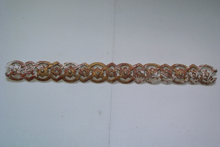 Fragment de decor sculptat