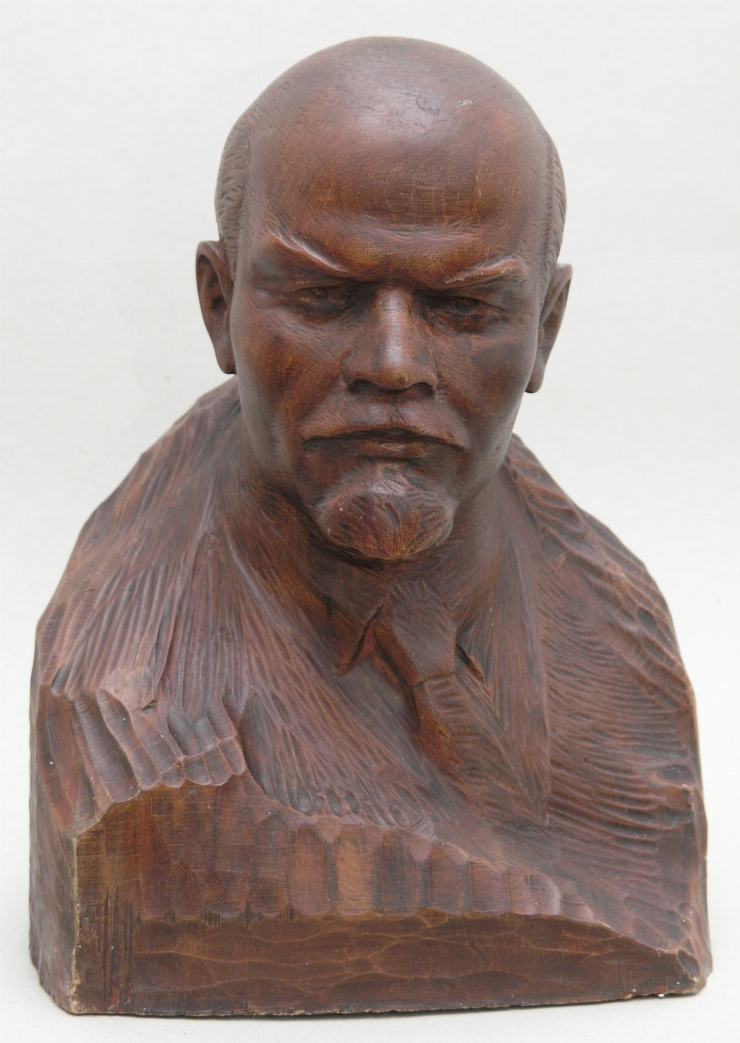 Bustul lui Lenin