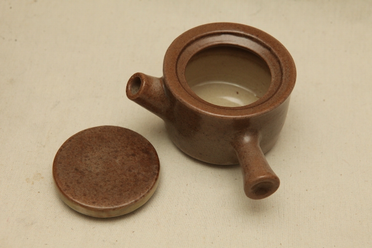 Lăptar cu capac (Serviciu pentru cafea din 17 piese)