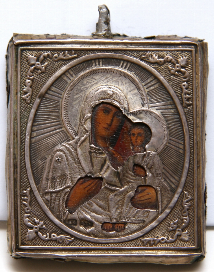 Icoana Maica Domnului cu Pruncul cu ferecătură