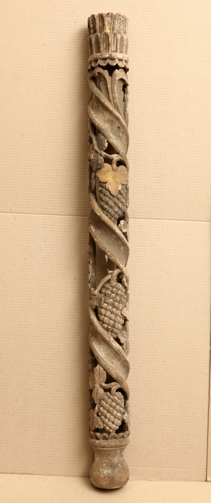 Coloană (detaliu din Iconostas)