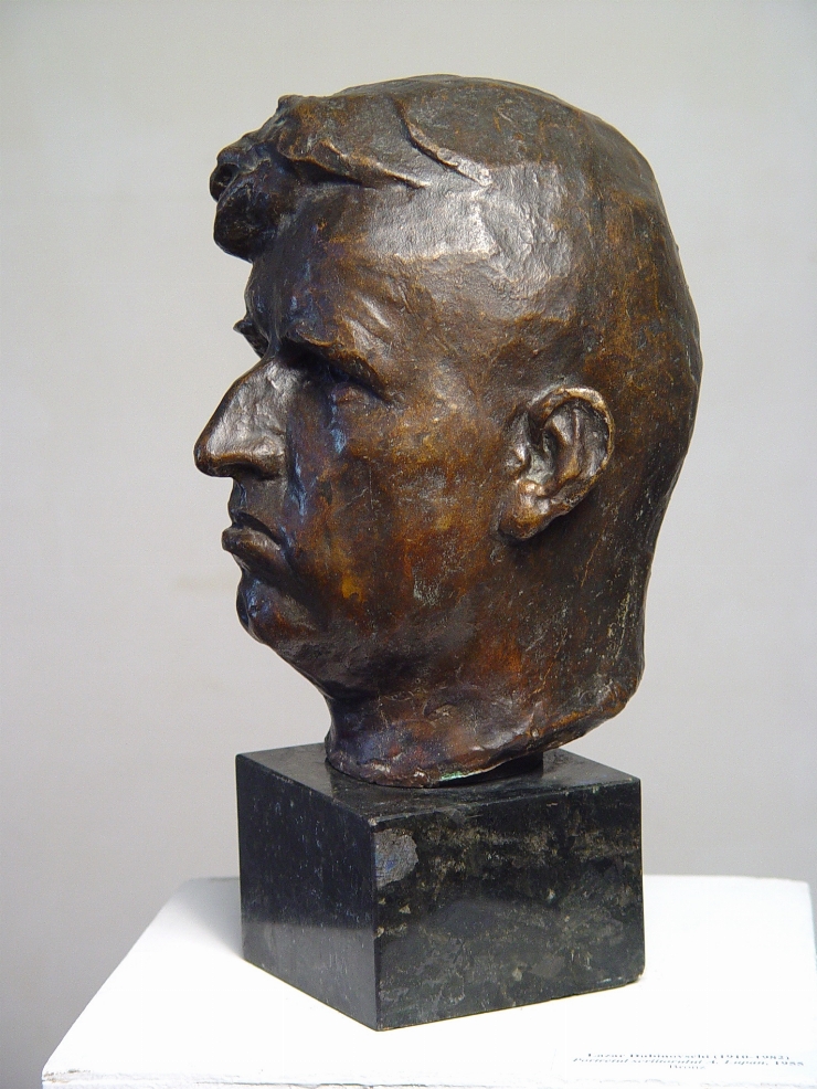 Portretul scriitorului Andrei Lupan