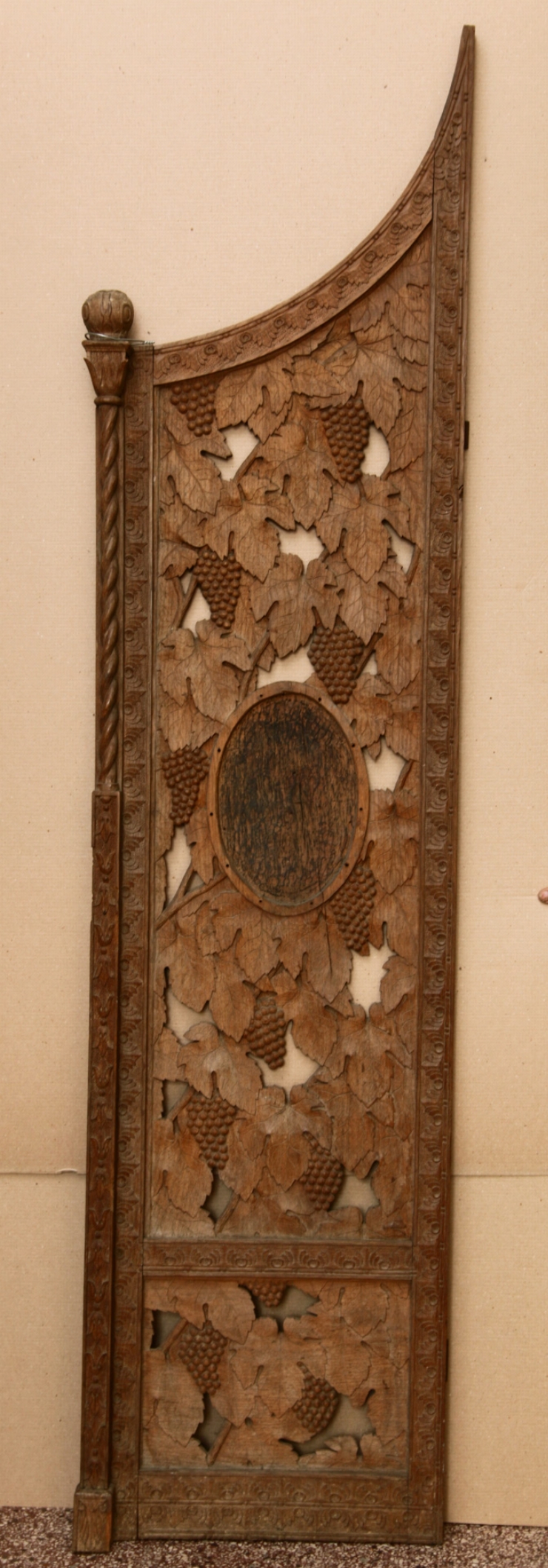 Uşi împărăteşti