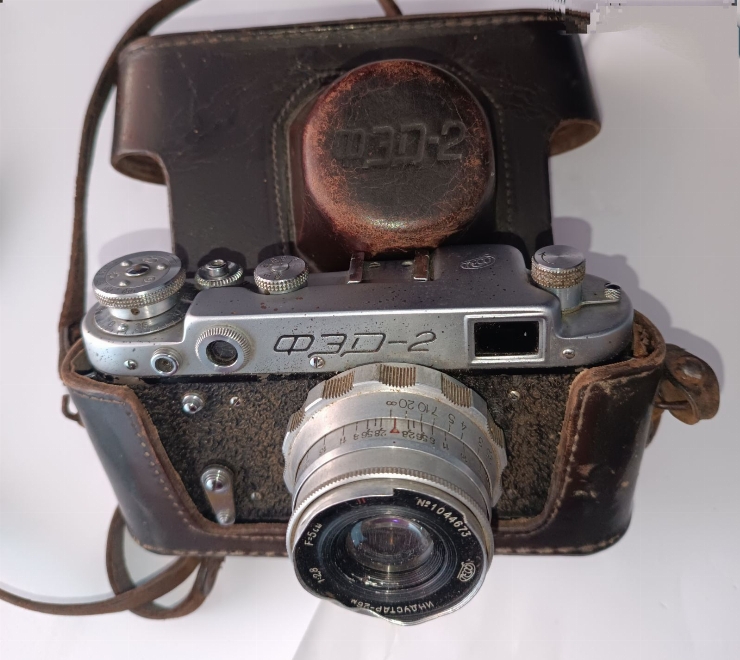 Aparat de fotografiat  ,,ФЭД''  2 cu husă