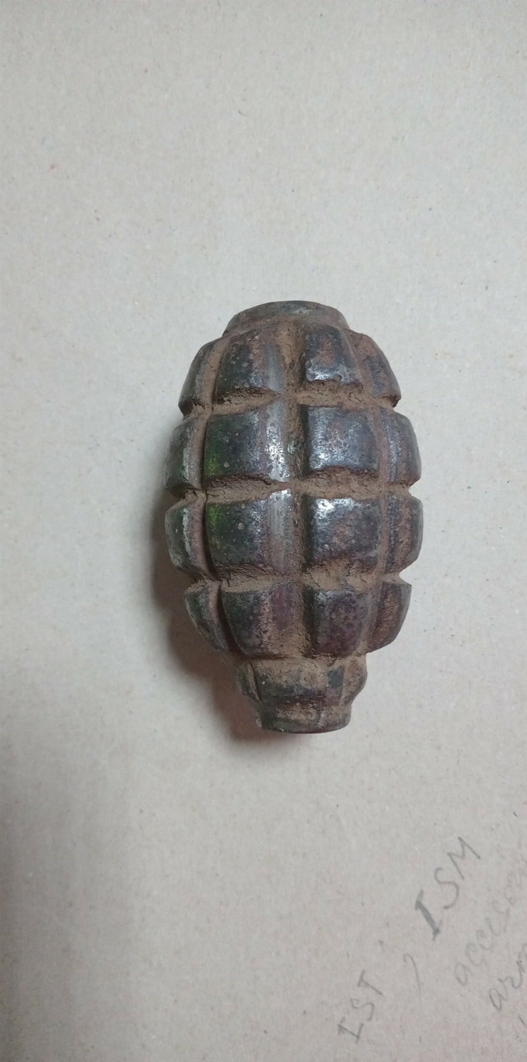 Corpul exterior al unei grenade de mână