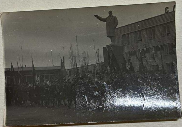 Demonstrația de la 7 noiembrie, Coloana înterprinderii de mașini agricole din Edineț