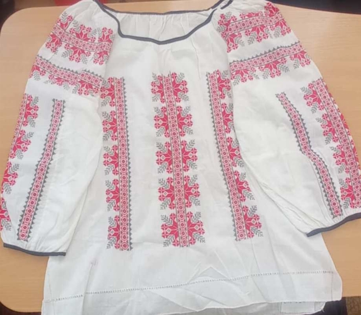 Cămașă tradițională