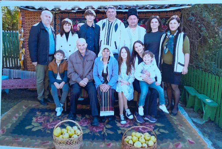 Foto ,,Dinastia Danilescu Vasile”