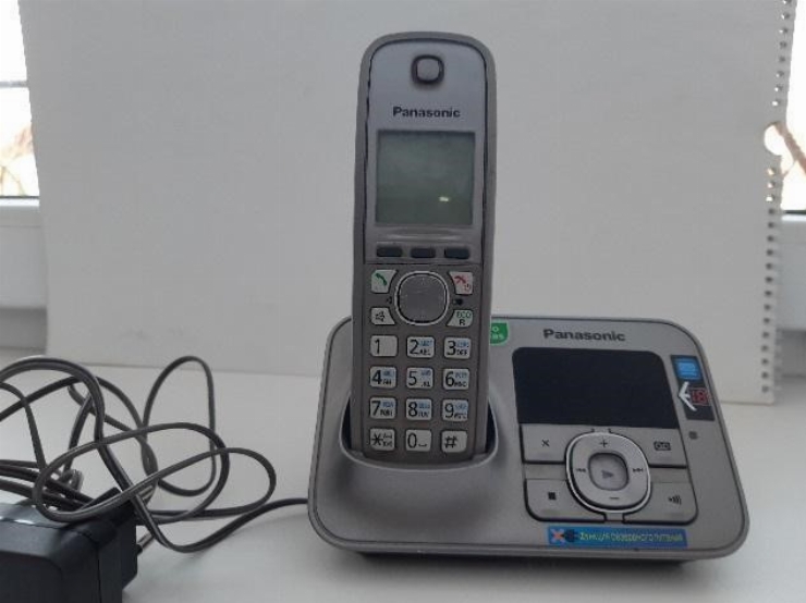 Radiotelefon Panasonic KX-TG6621UA