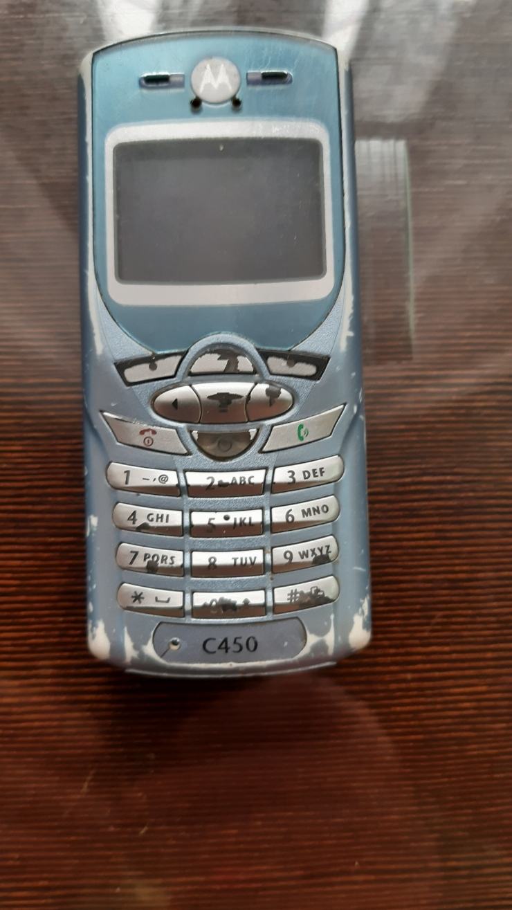 Telefon mobil (celular) ”Motorola C450”