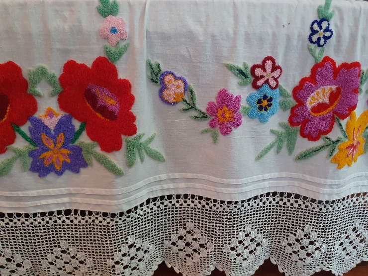 Colecția de broderie.