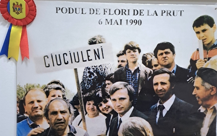 PODUL DE FLORI DE LA PRUT 6 MAI  1990   