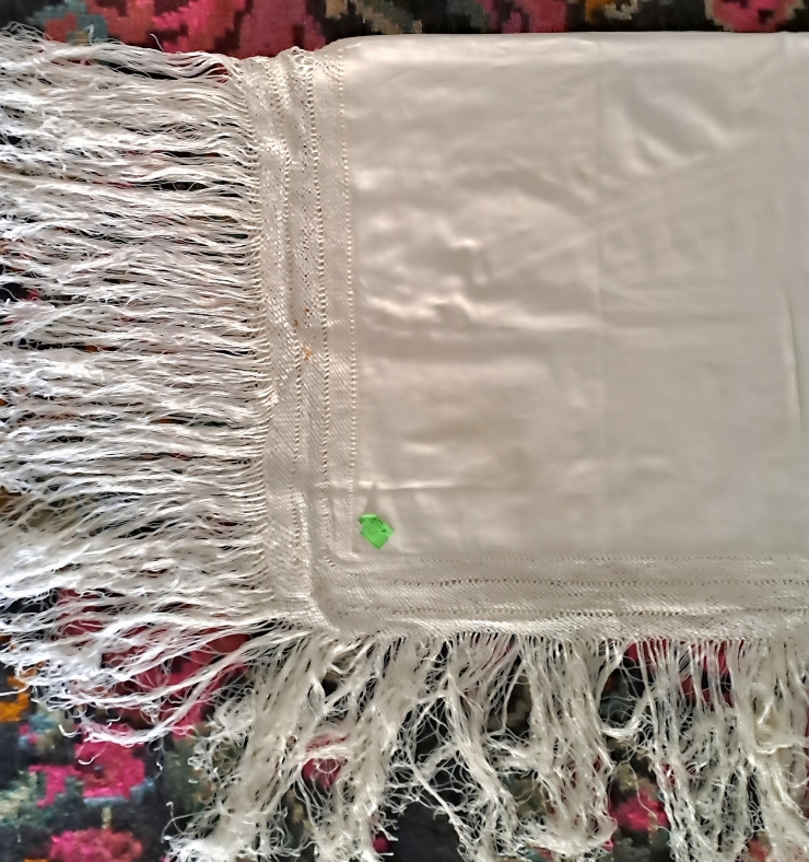 Basma  de bumbac  cu franjuri ( șalincă)