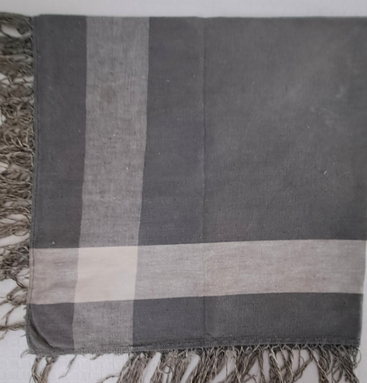 Basma  de bumbac  cu franjuri ( șalincă)