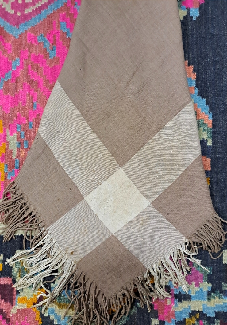 Basma  de  lână  tradițională 