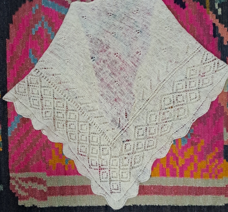 Basma  de  lână  tradițională 