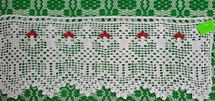 Element ornamental al pieselor textile