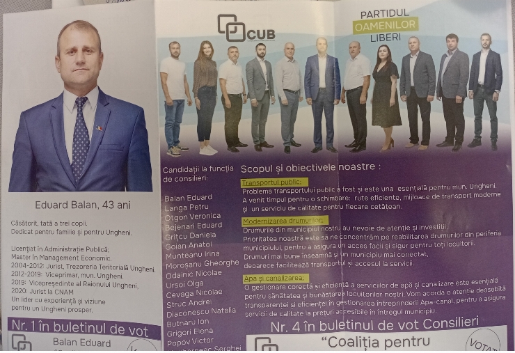 Pliant cu publicitate electorală