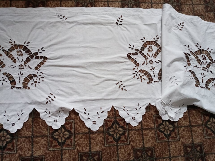 Colecția de broderie.