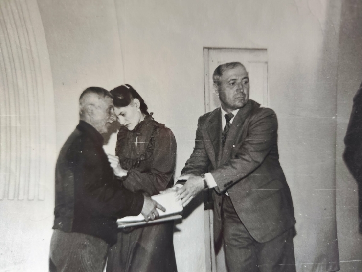 Fotografia ,,Petrecerea la pensie,,