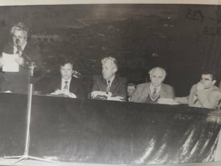 Fotografie ,,Darea de seamă,,