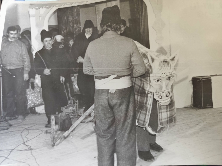 Fotografie ,,Tradiții și obiceiuri de iarnă,,