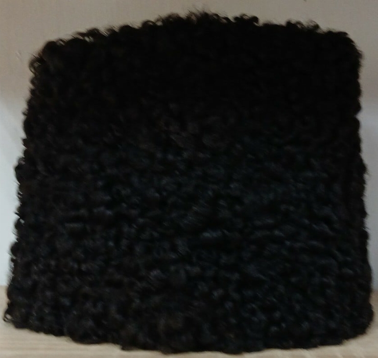 Căciulă din blană de miel 