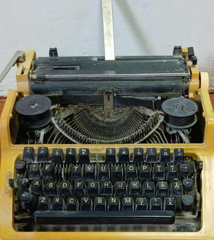 Mașină de scris sovietică