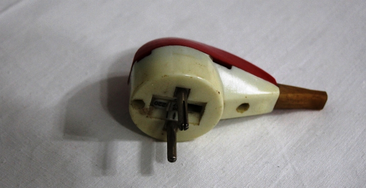 Furcă priză 127/220W