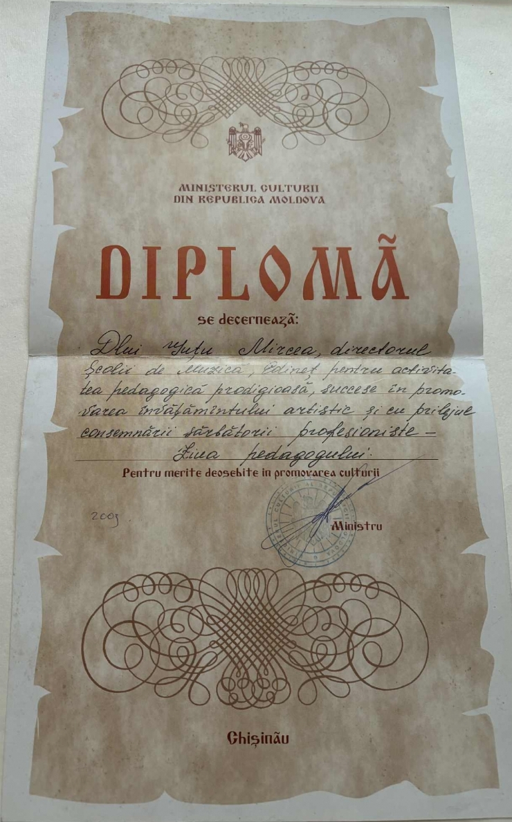 Diploma d-lui Guțu M.R cu ocazia Zilei pedagogului