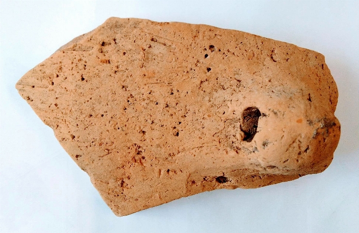 Fragment de vas cu corpul rotunjit