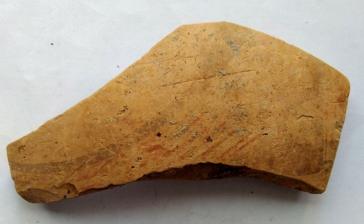 Fragment de vas cu corpul sferic