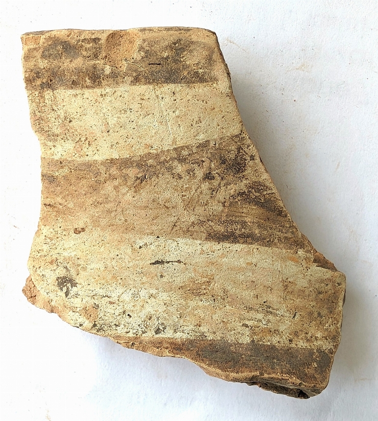 Fragment de vas cu corpul sferic