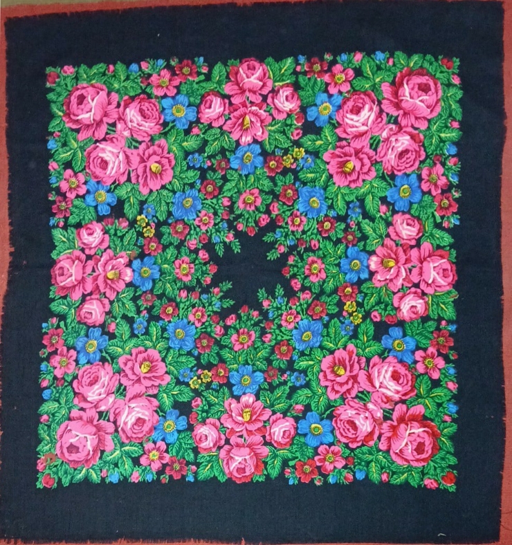 Broboadă cu decor floral policrom