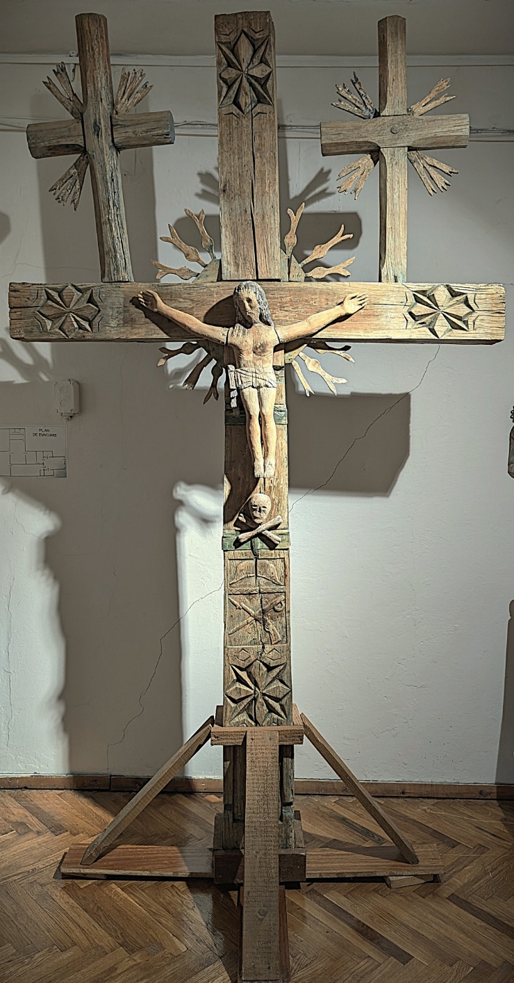 Troiță(crucifix)