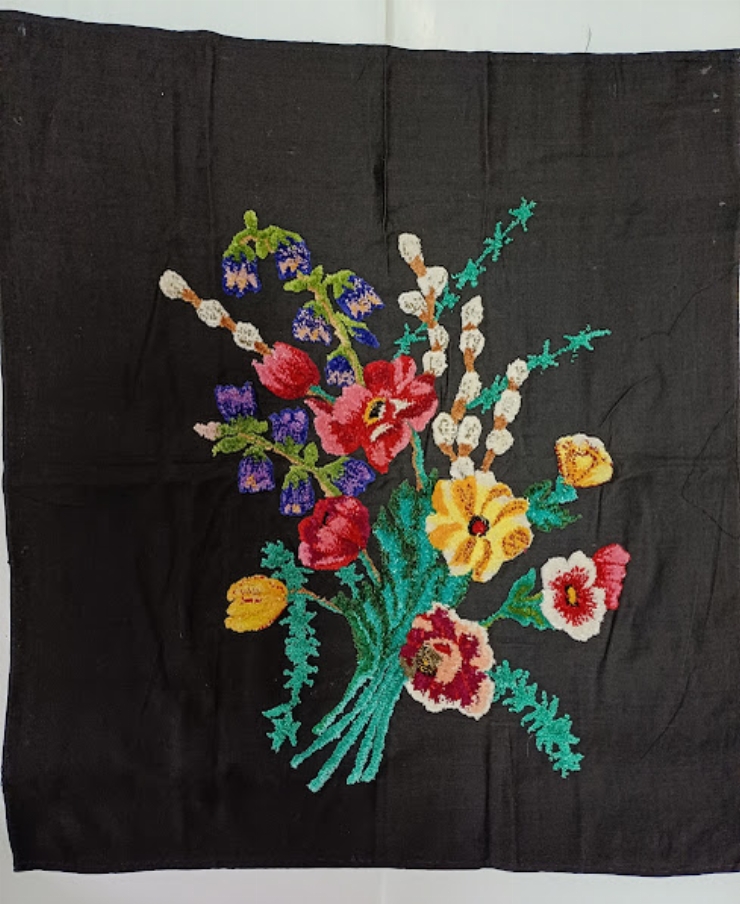 Broderie „Trei trandafiri”