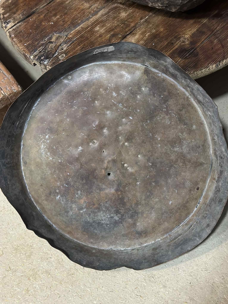 Tavă metalică