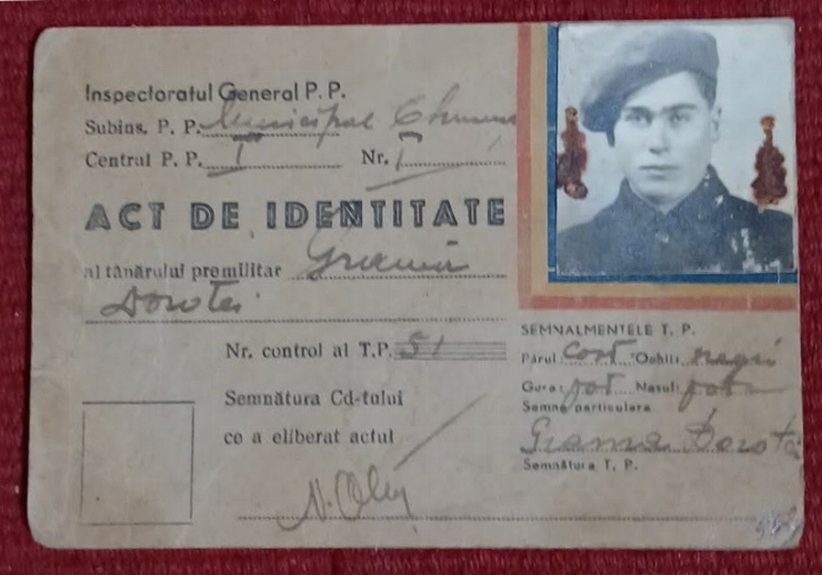 Act de identitate al tânărului premilitar