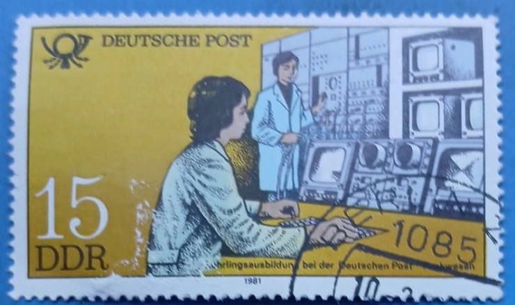 Timbru poștal  - „Ausbildung bei der Deutschen Post”