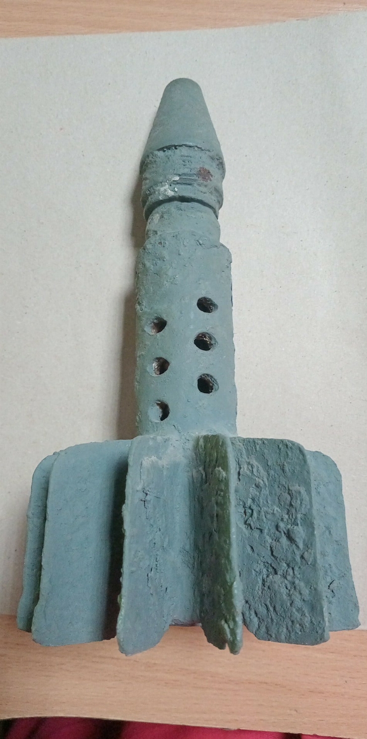 Mină de aruncător (mortar) – corp cu stabilizator