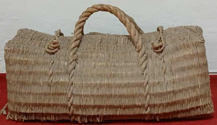 Desagă tubulară din papură