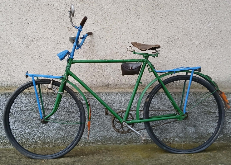 Bicicletă pentru adulți