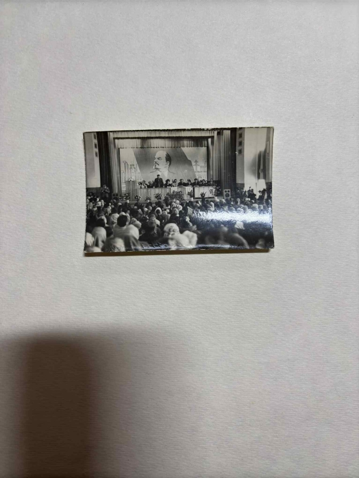 Întâlnirea muncitorilor cu candidatul în deputați - Maria Bieșu