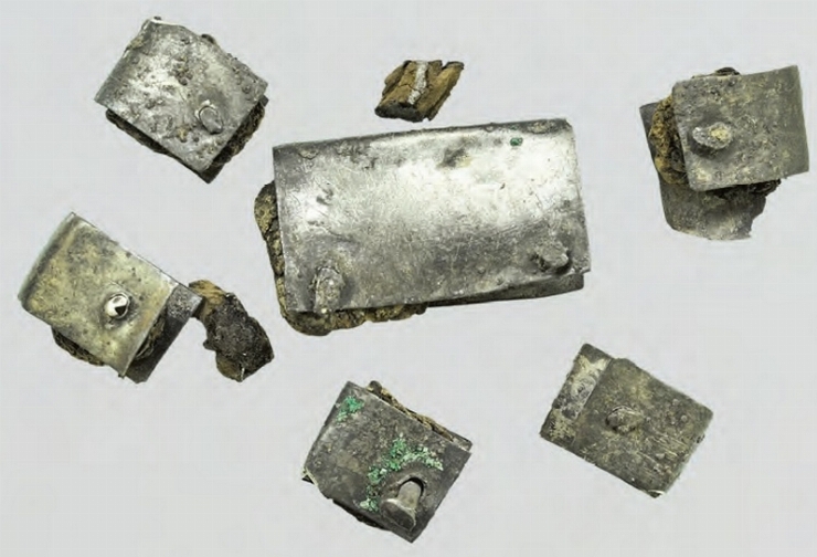 Ferecătură de la un vas de lemn