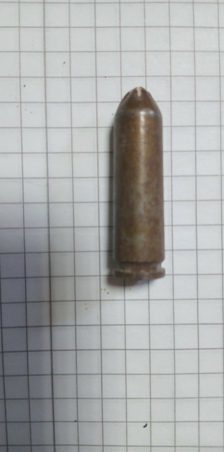 Cartuș metalic  pentru pistol/revolver