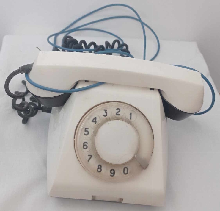 Telefon