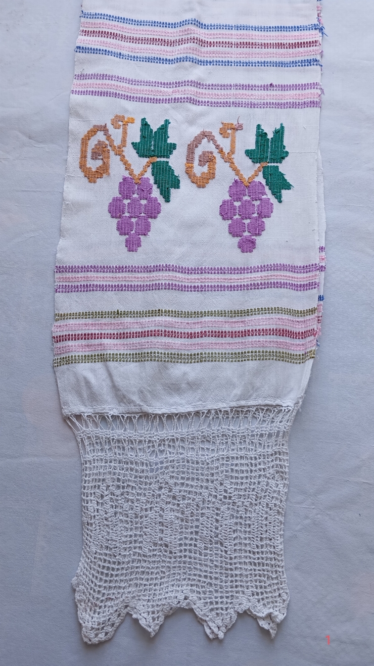 Ștergar cu motive decorative