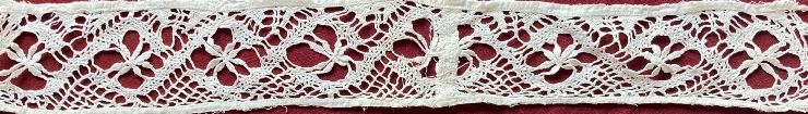 Fragment de dantelă 